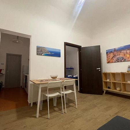 Le Colonne Del Massimo - Apartment In Front Of Massimo Theatre باليرمو المظهر الخارجي الصورة